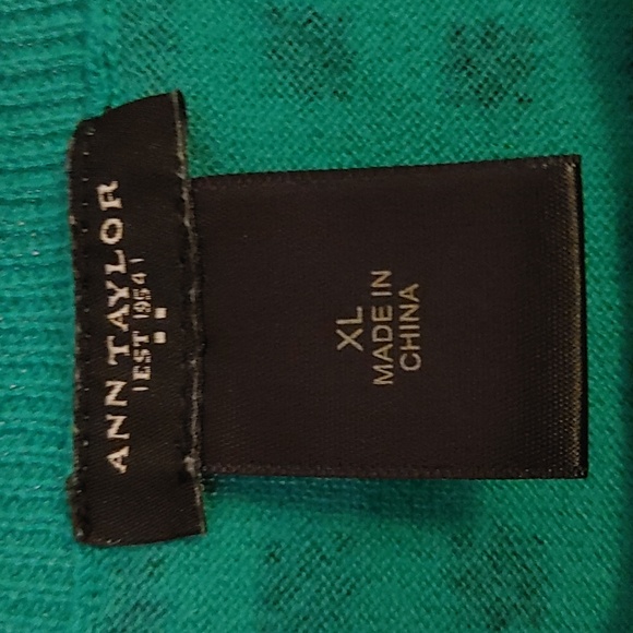 Ann Taylor Factory US XL Light Turquoise Crew Neck Patterned Top/Sweater - Picture 3 of 8